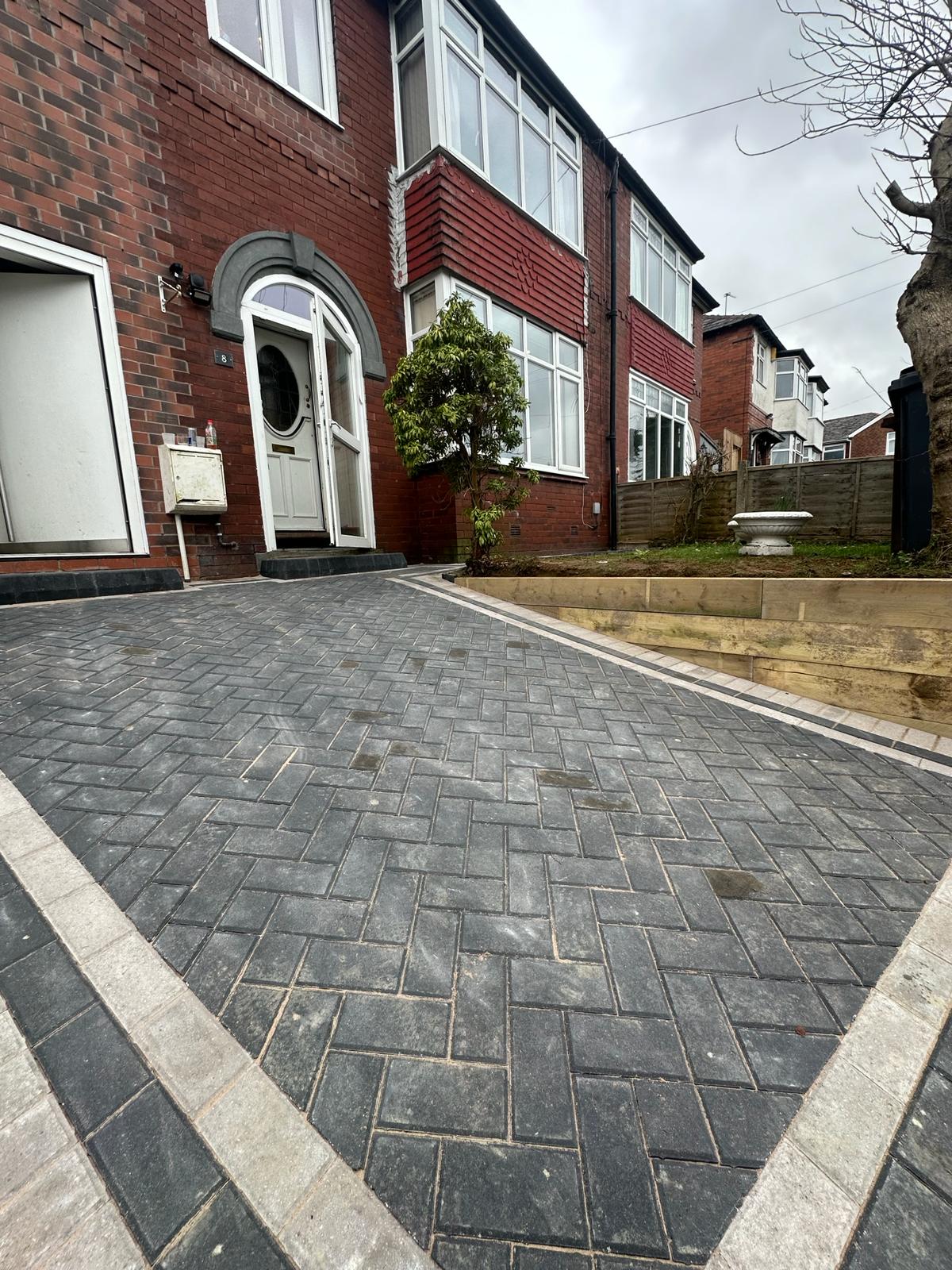 Block paving design with neat edging